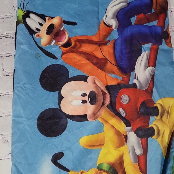 Mickey Mouse Pillow Case - Picture 5 of 6
